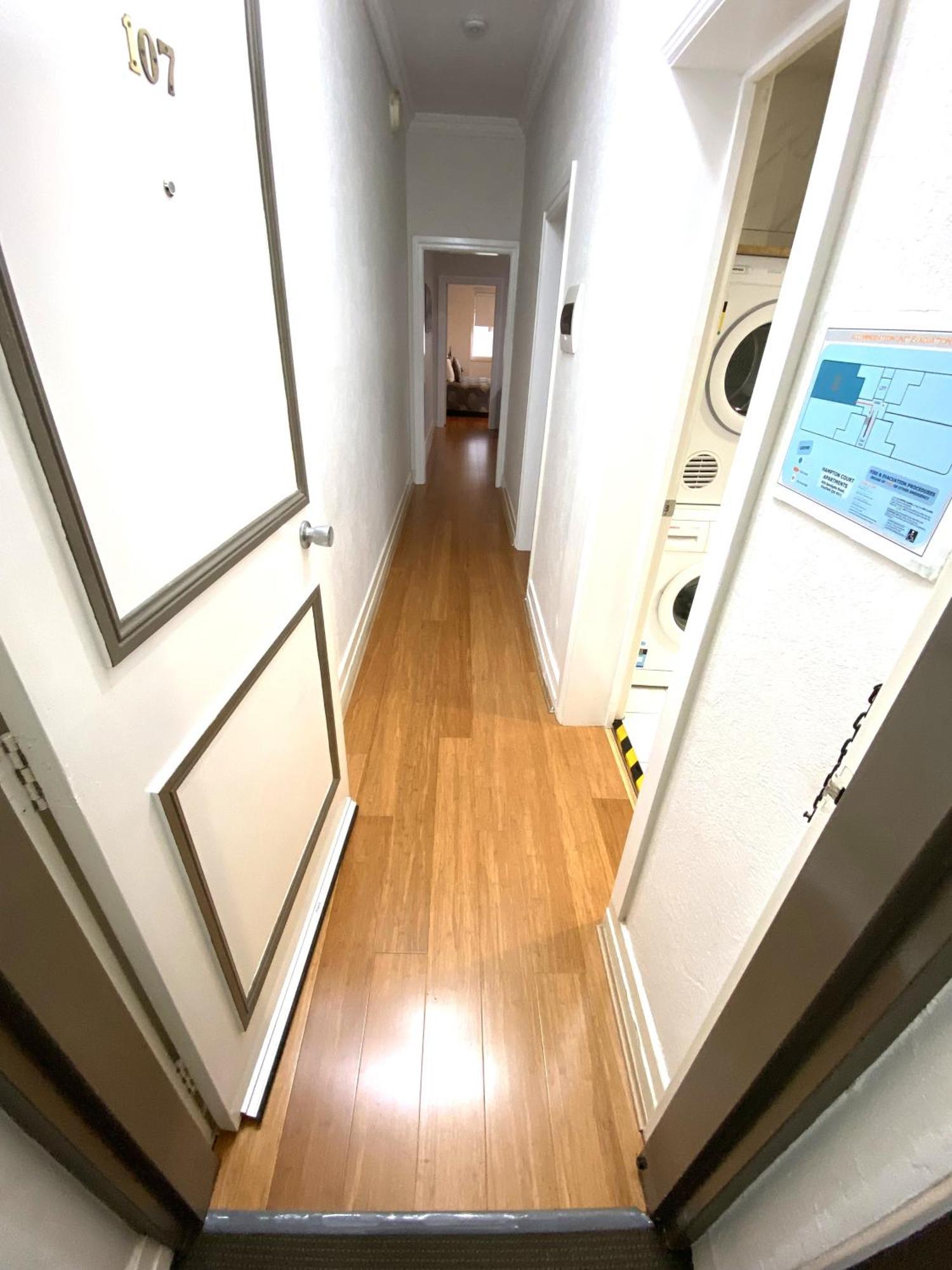 Hampton Court Apartments Brisbane Extérieur photo