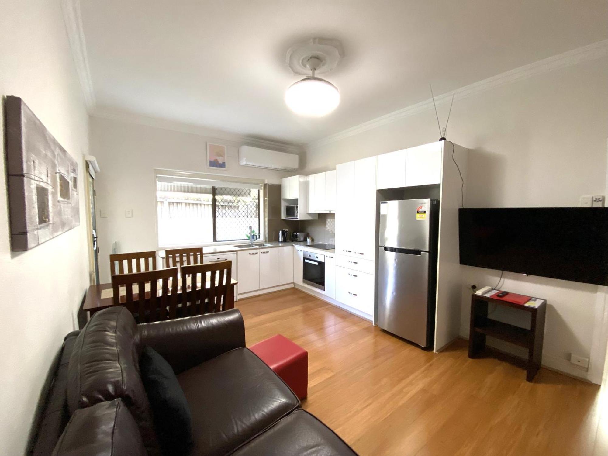 Hampton Court Apartments Brisbane Extérieur photo