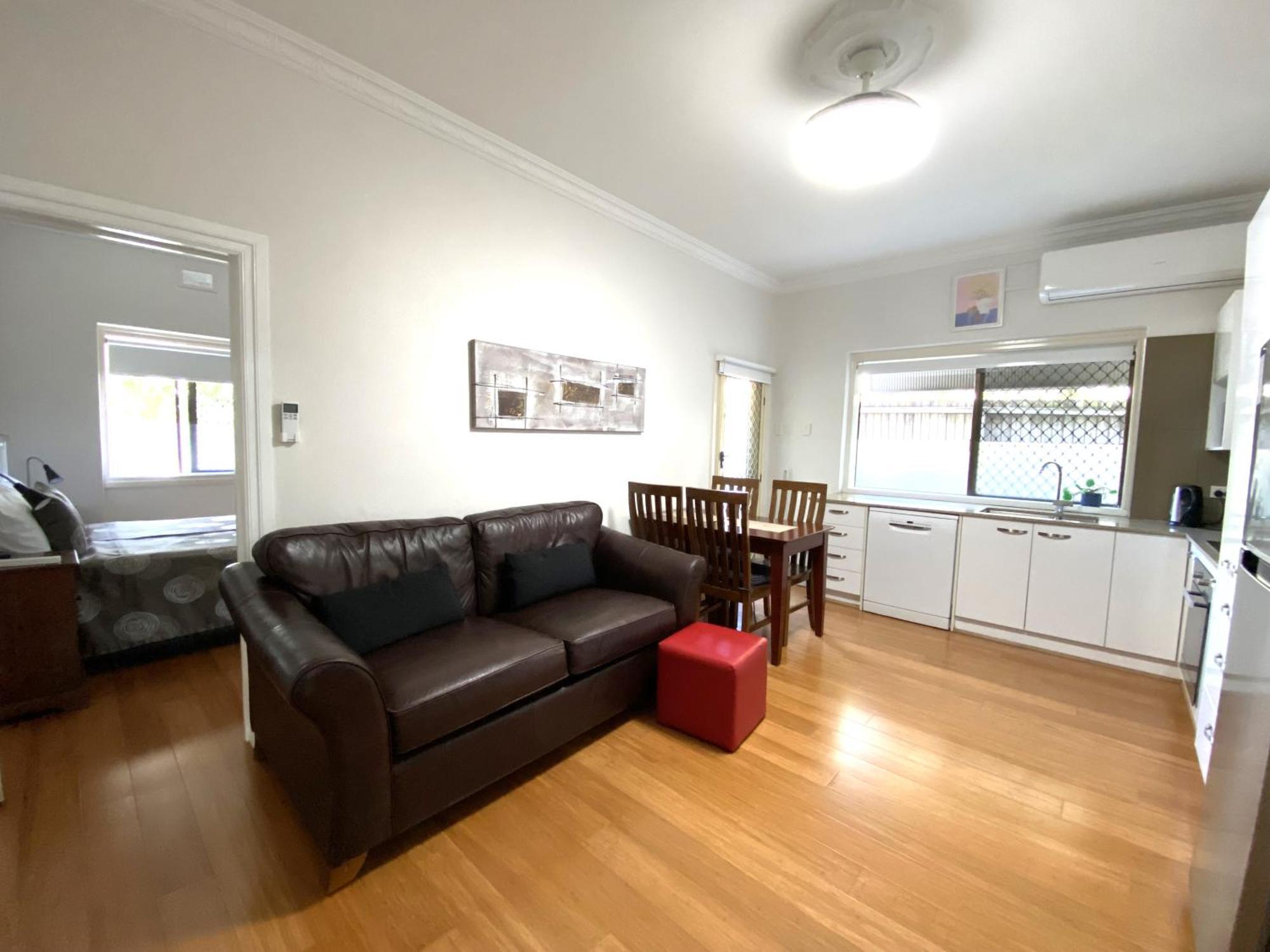 Hampton Court Apartments Brisbane Extérieur photo