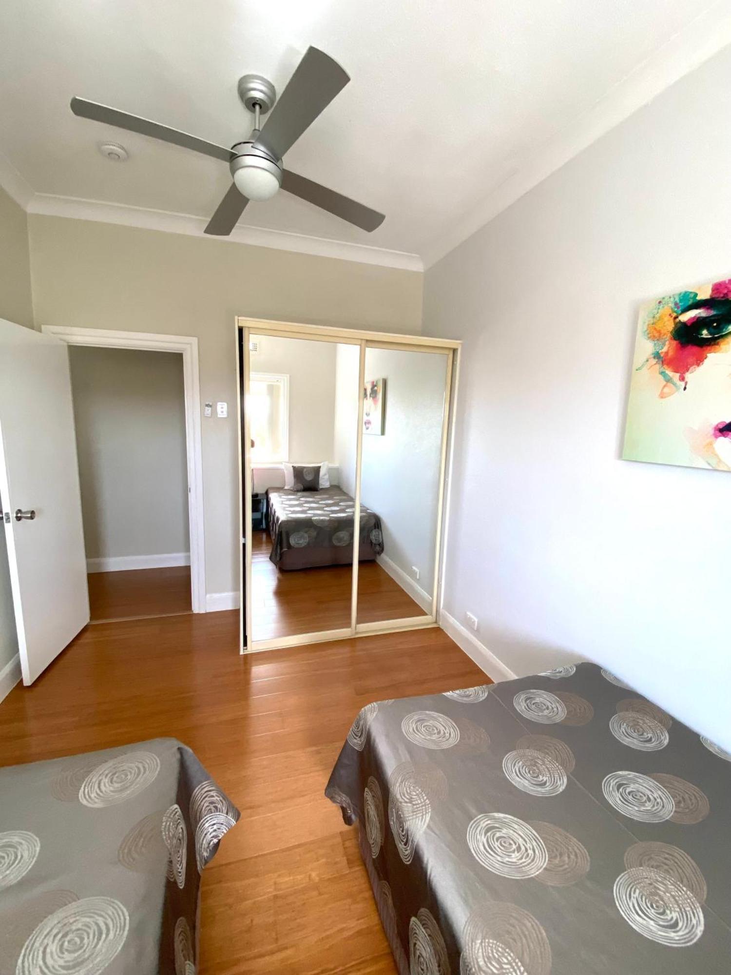 Hampton Court Apartments Brisbane Extérieur photo
