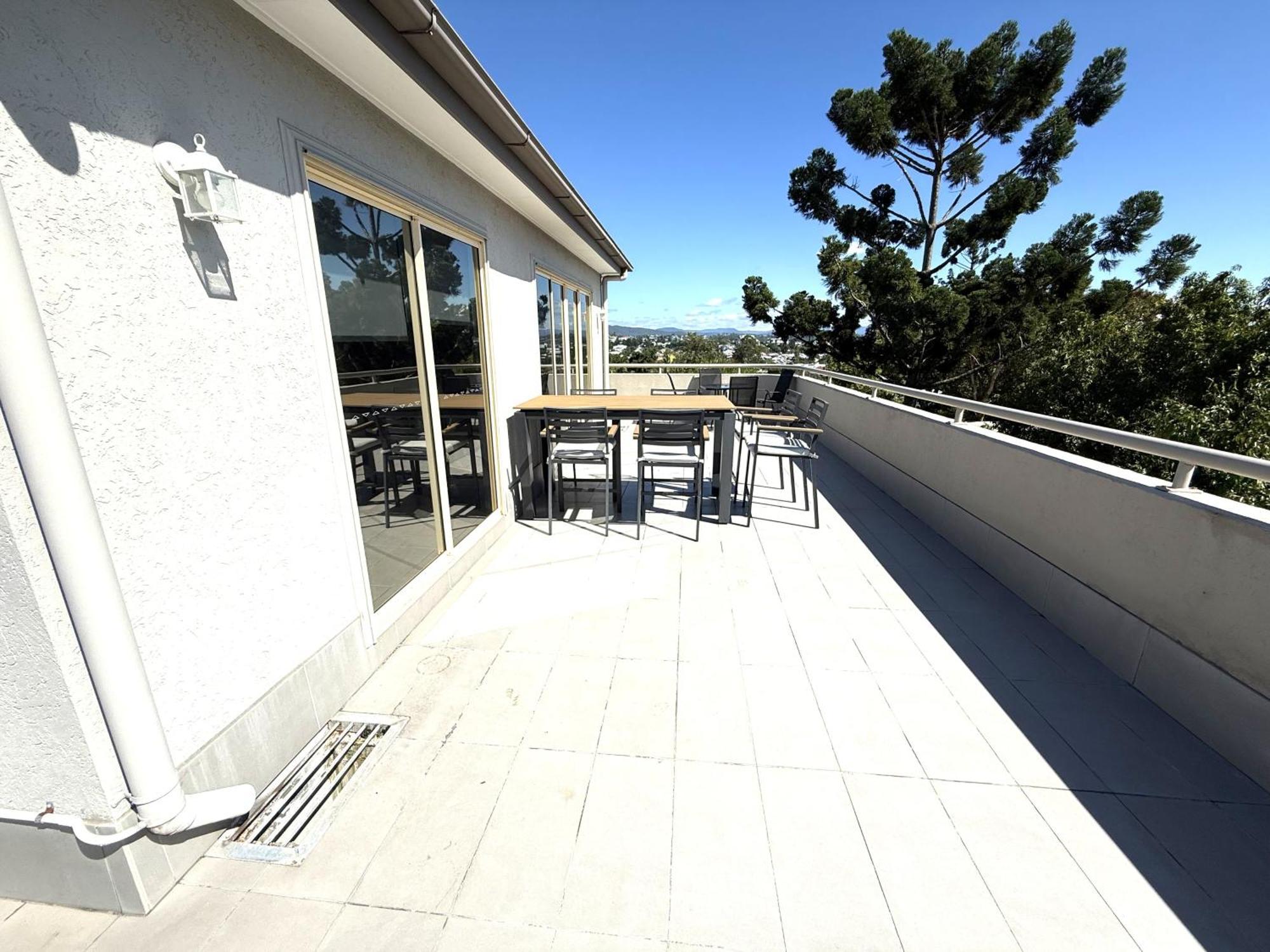 Hampton Court Apartments Brisbane Extérieur photo