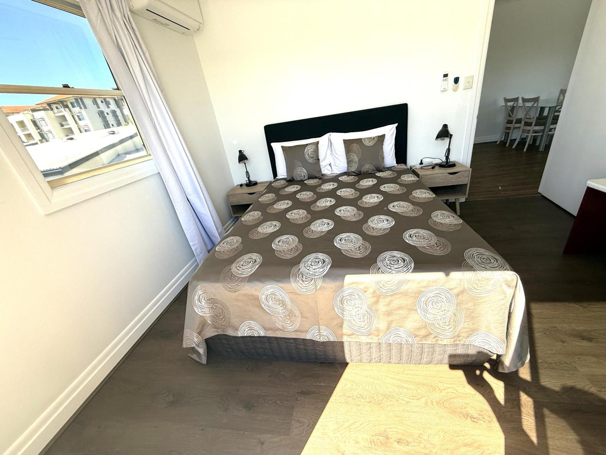 Hampton Court Apartments Brisbane Extérieur photo