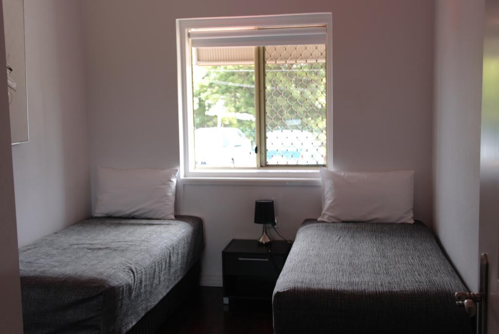 Hampton Court Apartments Brisbane Extérieur photo