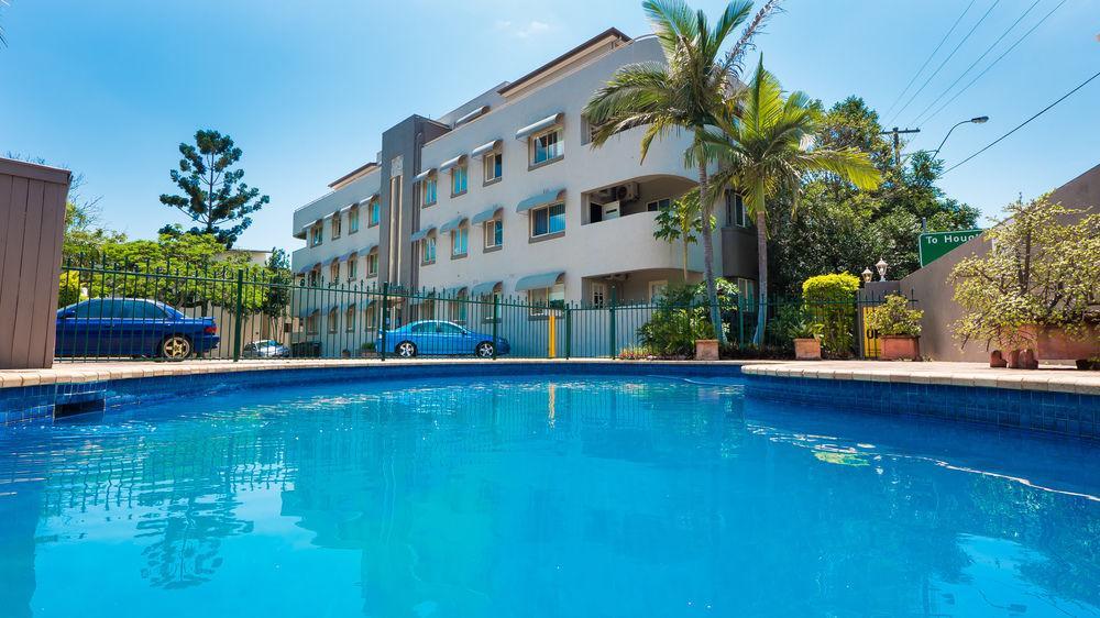 Hampton Court Apartments Brisbane Extérieur photo