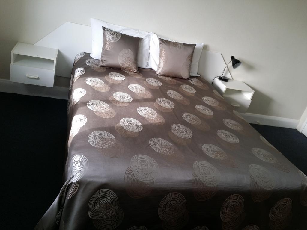 Hampton Court Apartments Brisbane Extérieur photo